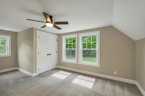 260 Center Hill Road Epsom NH 03234