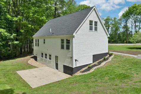 260 Center Hill Road Epsom NH 03234
