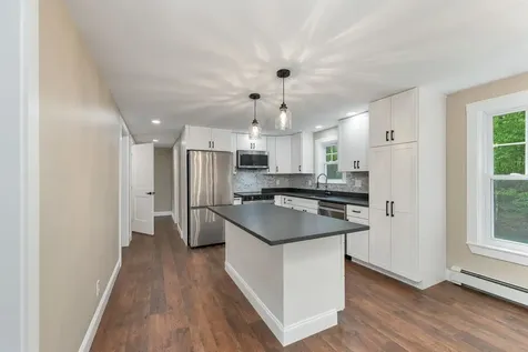 260 Center Hill Road Epsom NH 03234
