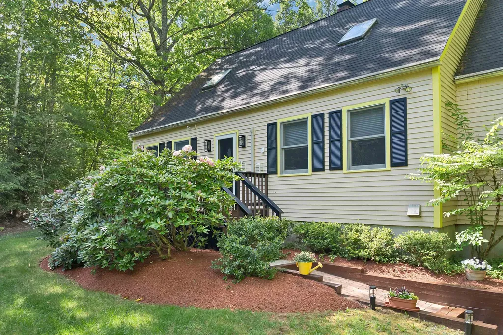 490 Meredith Center Road Laconia NH 03246