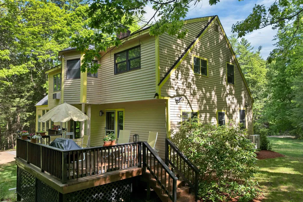 490 Meredith Center Road Laconia NH 03246