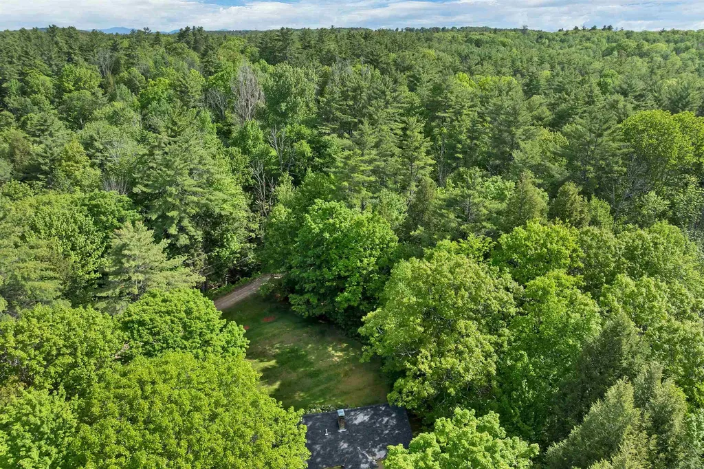 490 Meredith Center Road Laconia NH 03246