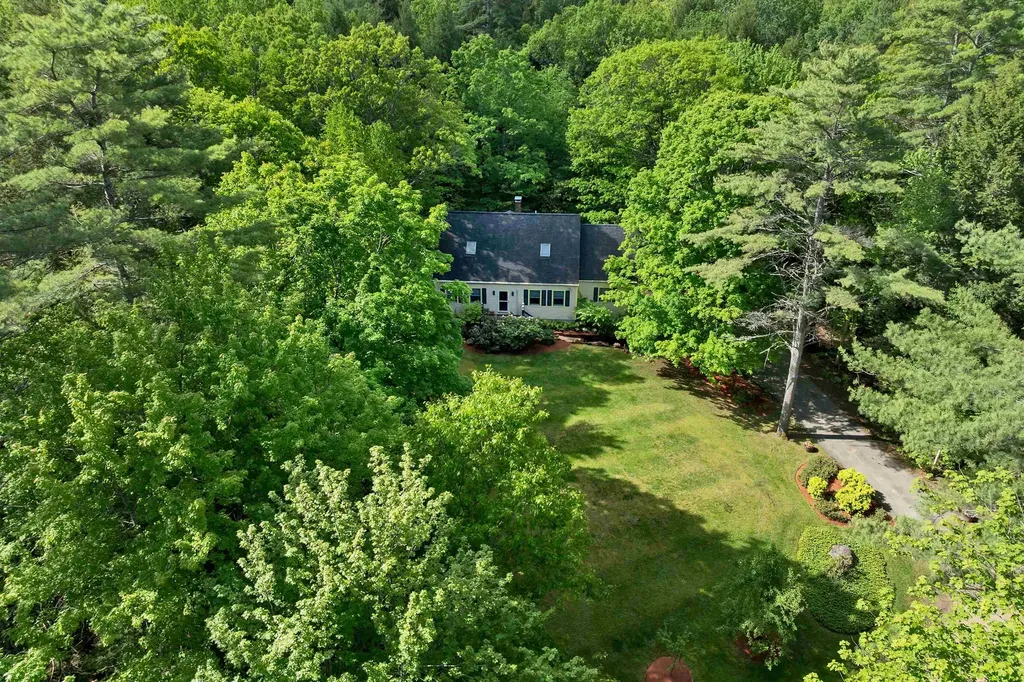 490 Meredith Center Road Laconia NH 03246