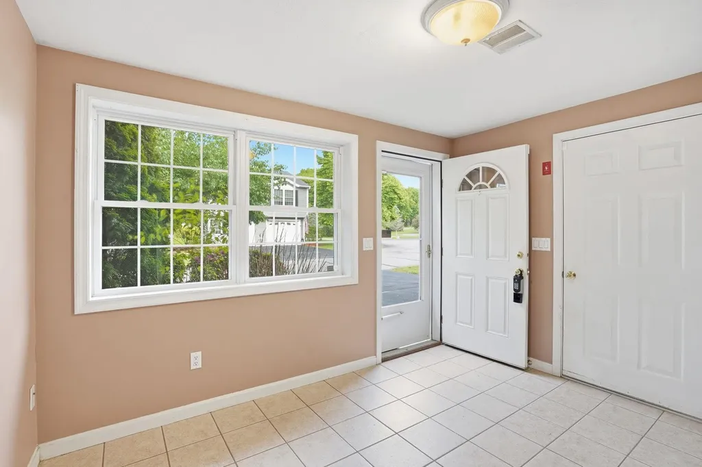 2 Red Sox Lane Raymond NH 03077