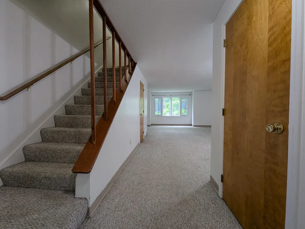 54 Merrimack Drive Merrimack NH 03054