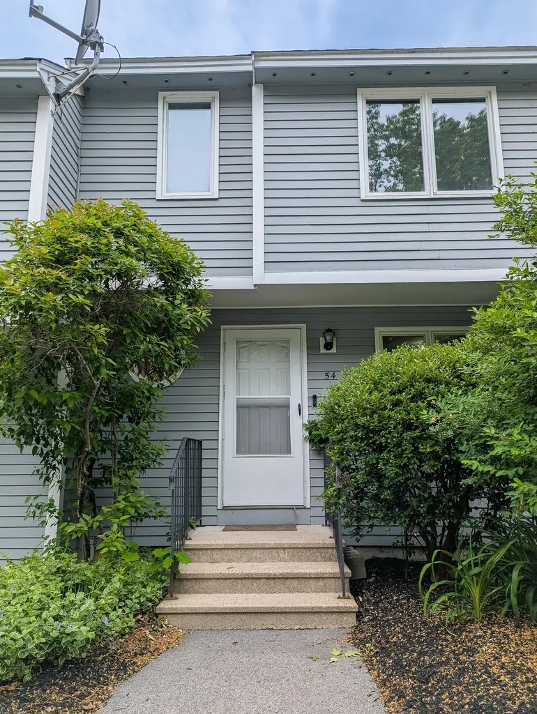 54 Merrimack Drive Merrimack NH 03054