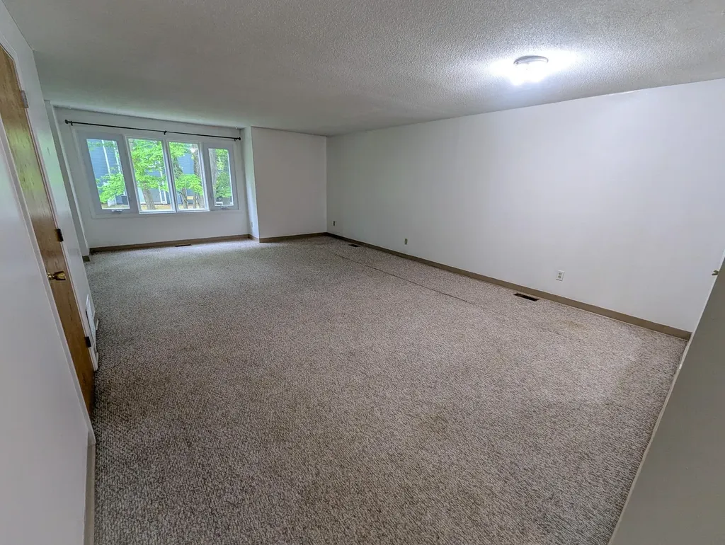 54 Merrimack Drive Merrimack NH 03054