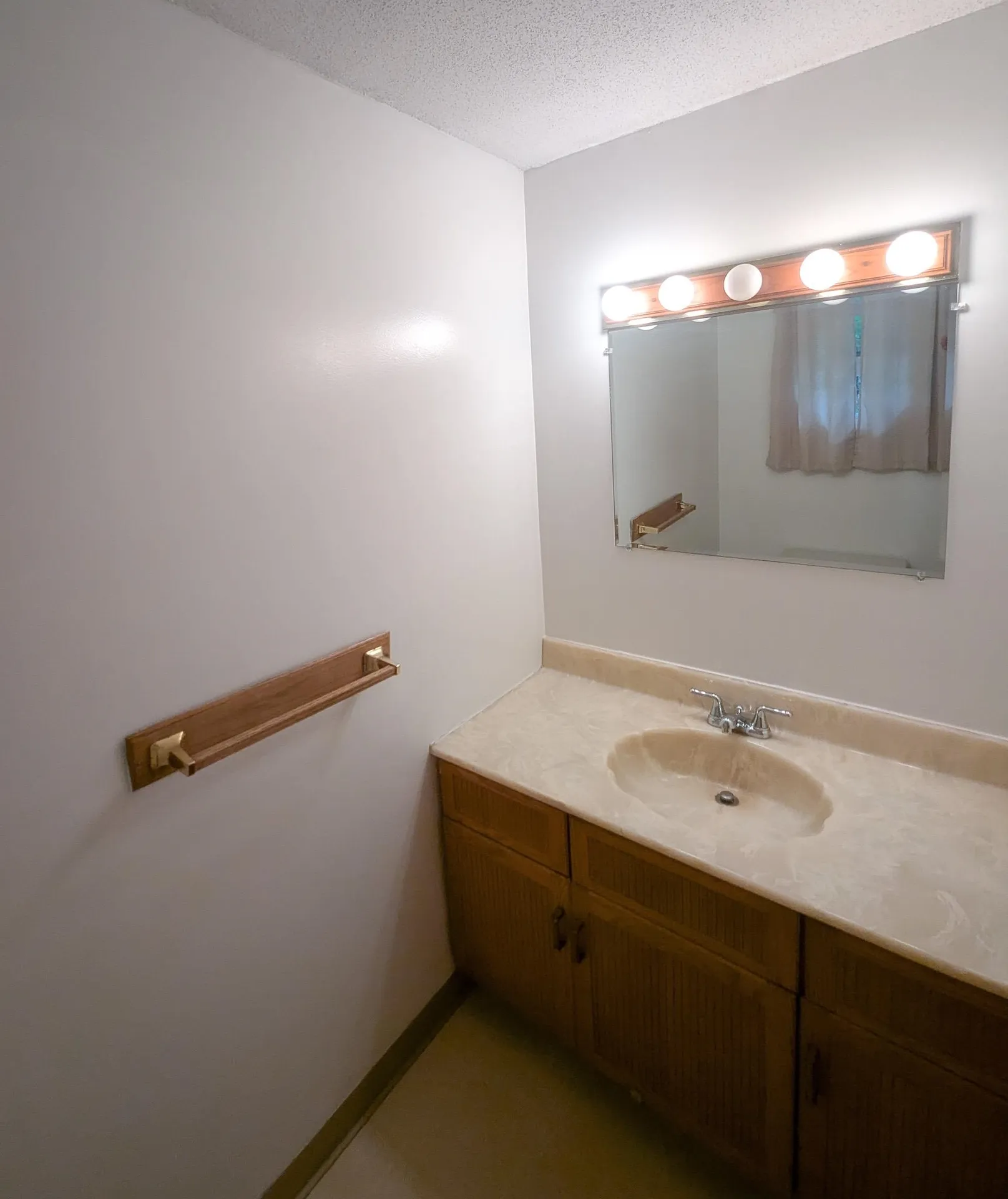 54 Merrimack Drive Merrimack NH 03054