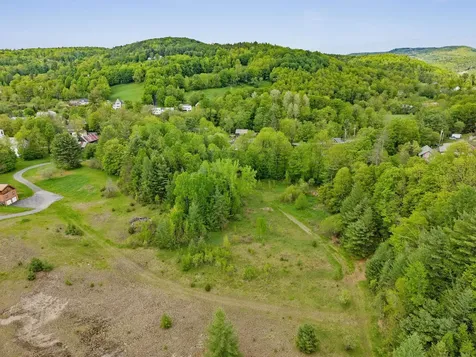 61 Academy Circle Highway Woodstock VT 05071