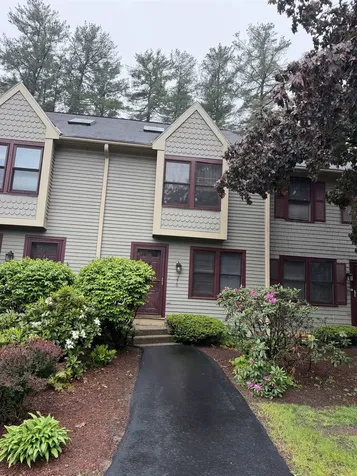 210 Bartemus Trail Nashua NH 03062