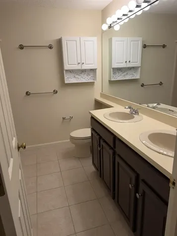 210 Bartemus Trail Nashua NH 03062