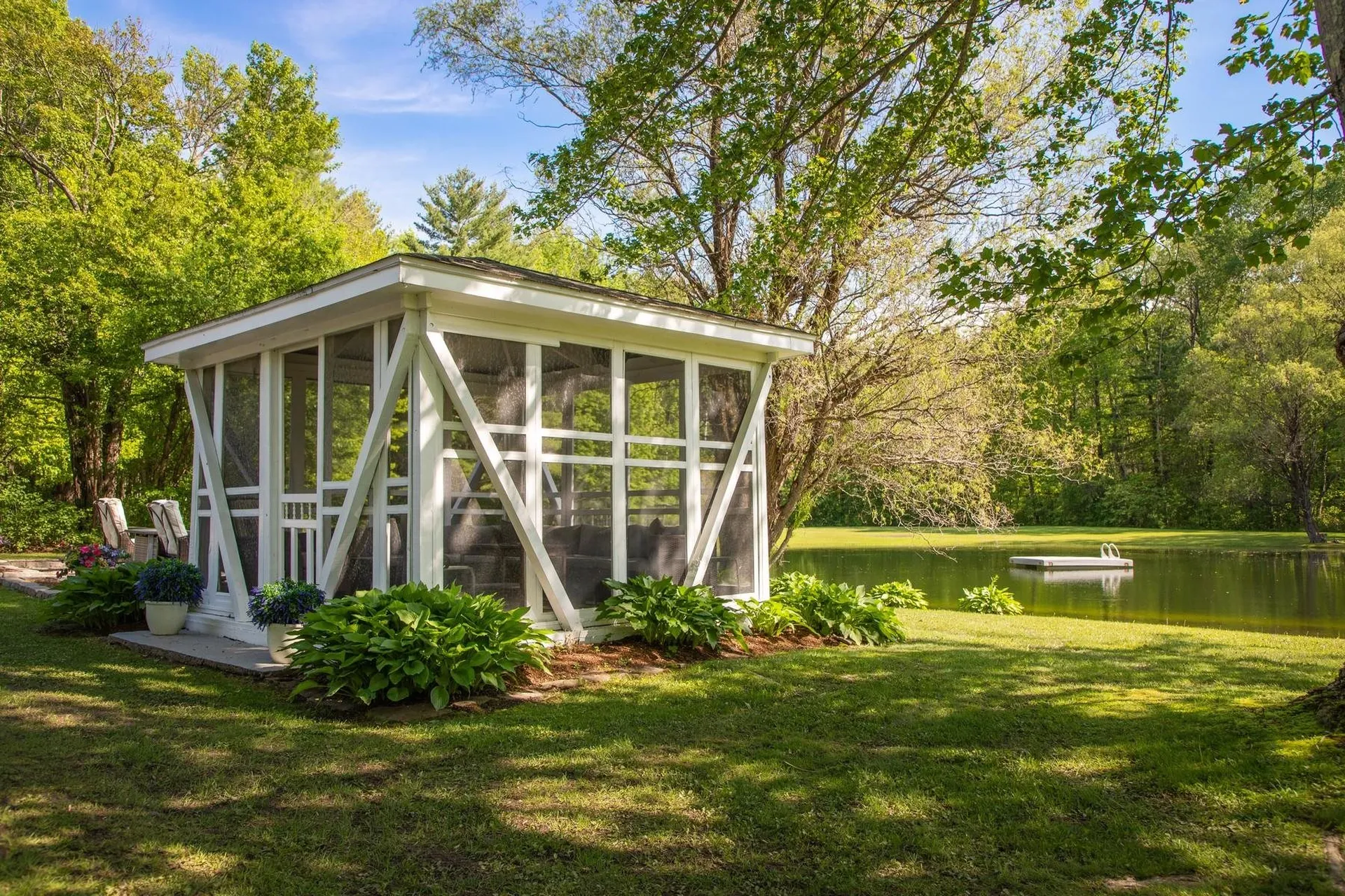 742 Rte 7b-central Clarendon VT 05759