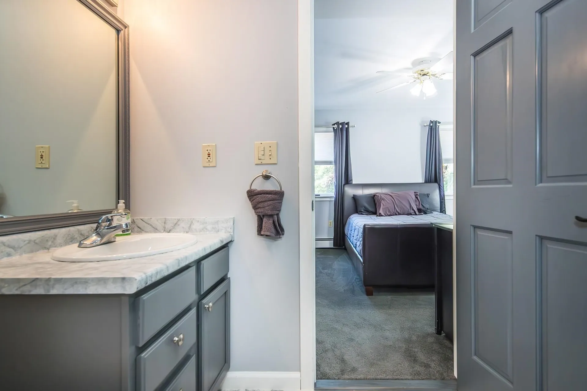 742 Rte 7b-central Clarendon VT 05759