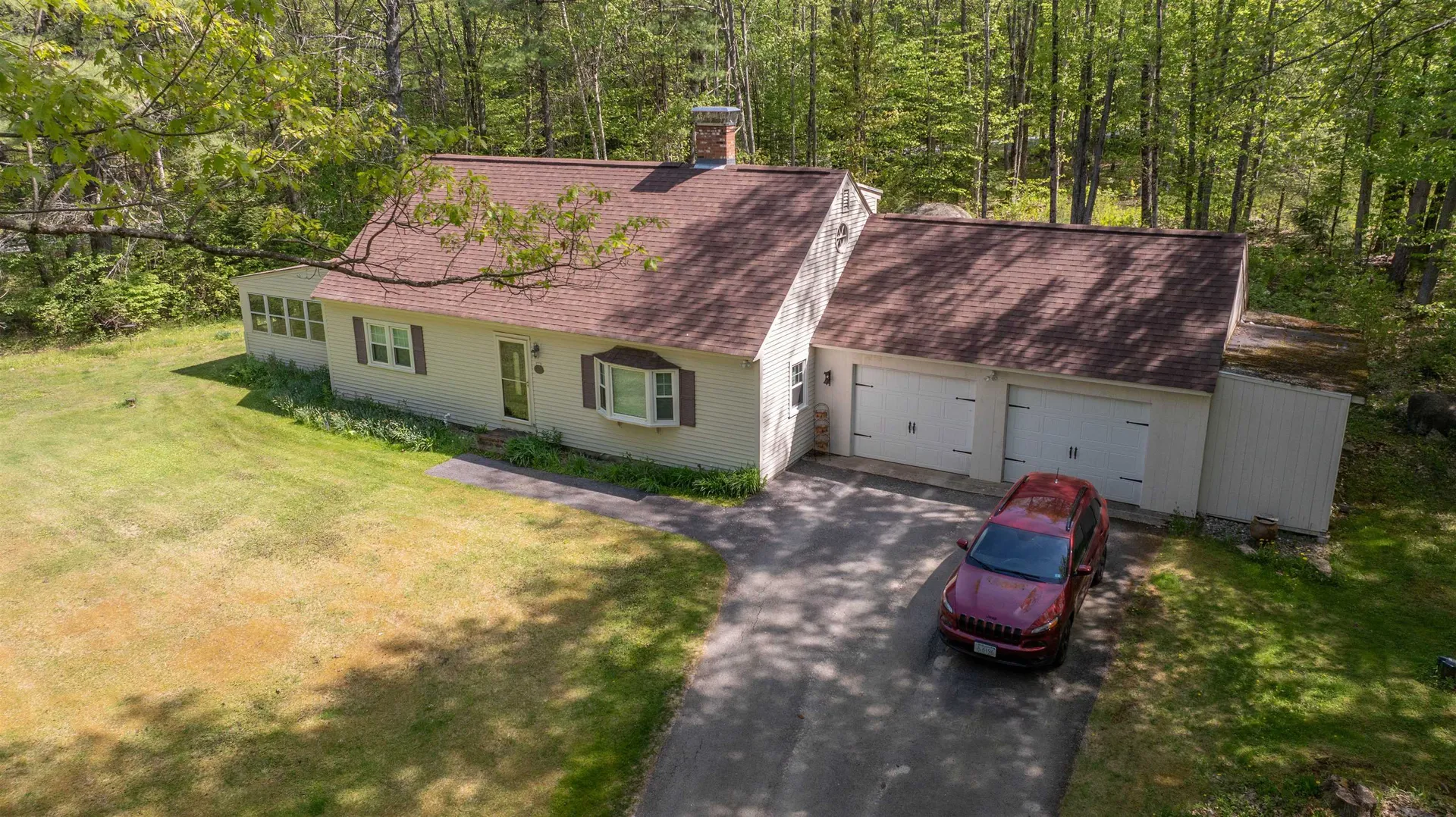 186 Old Bennington Road Greenfield NH 03047
