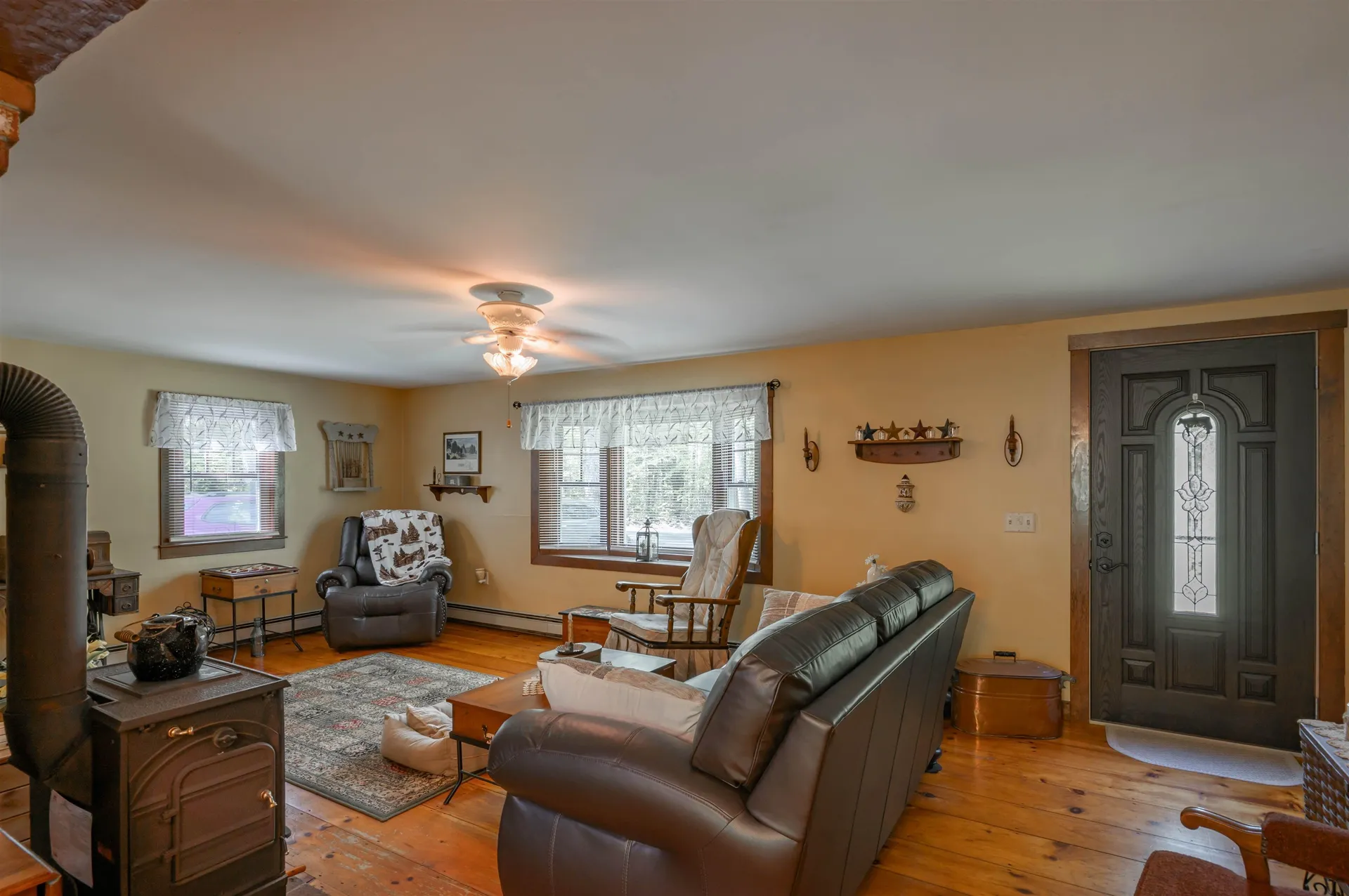 186 Old Bennington Road Greenfield NH 03047