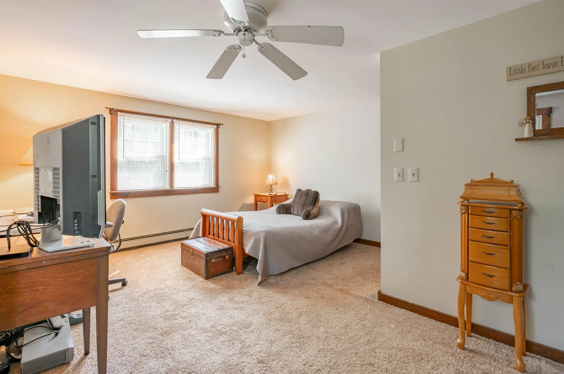 186 Old Bennington Road Greenfield NH 03047