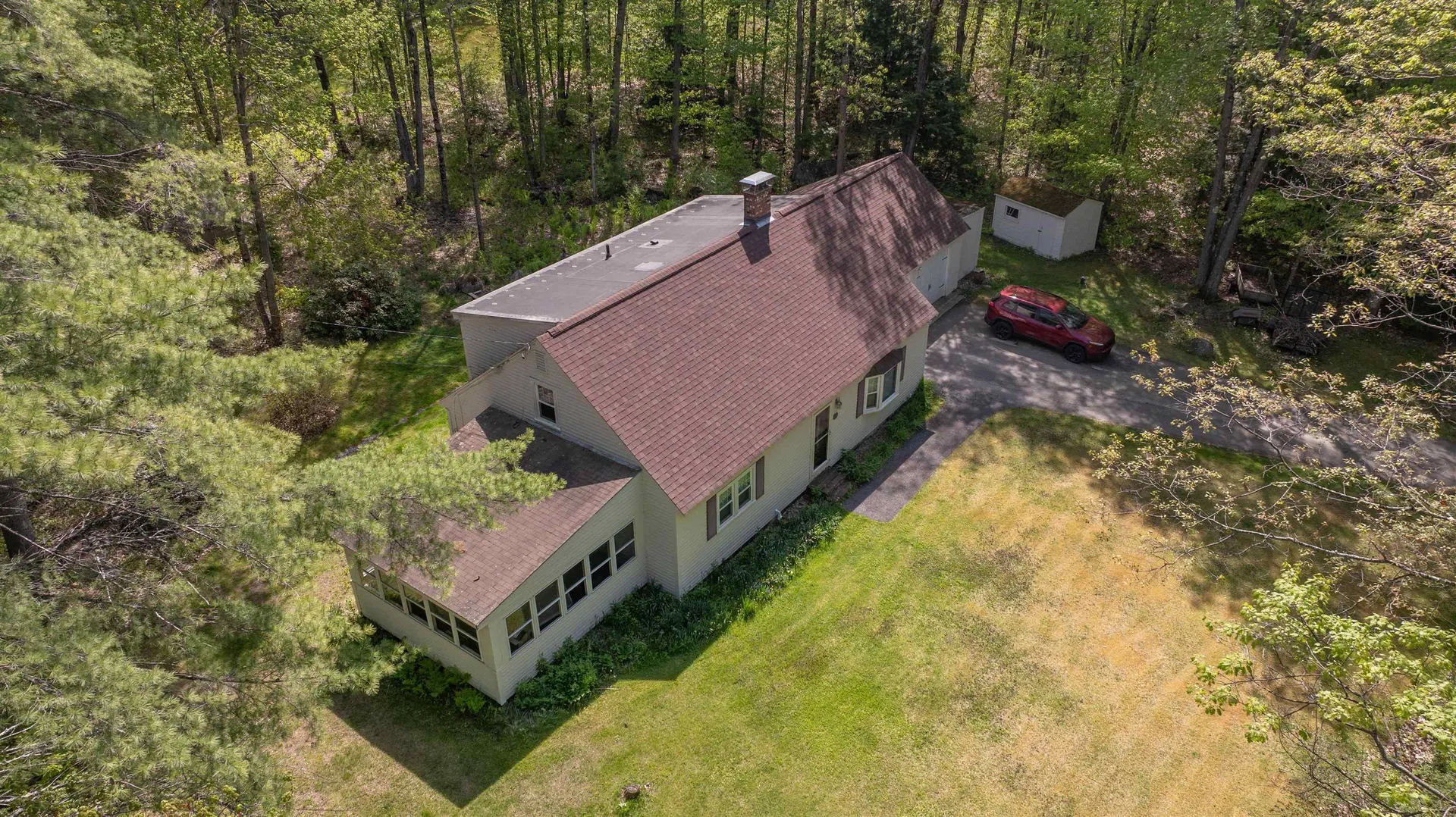186 Old Bennington Road Greenfield NH 03047
