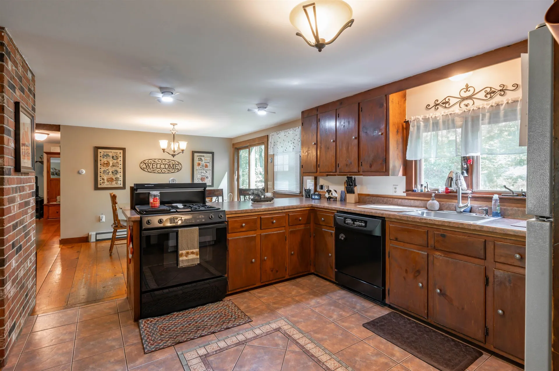 186 Old Bennington Road Greenfield NH 03047