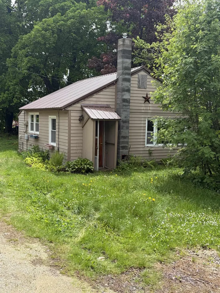 190 Leavitt Road Belmont NH 03220