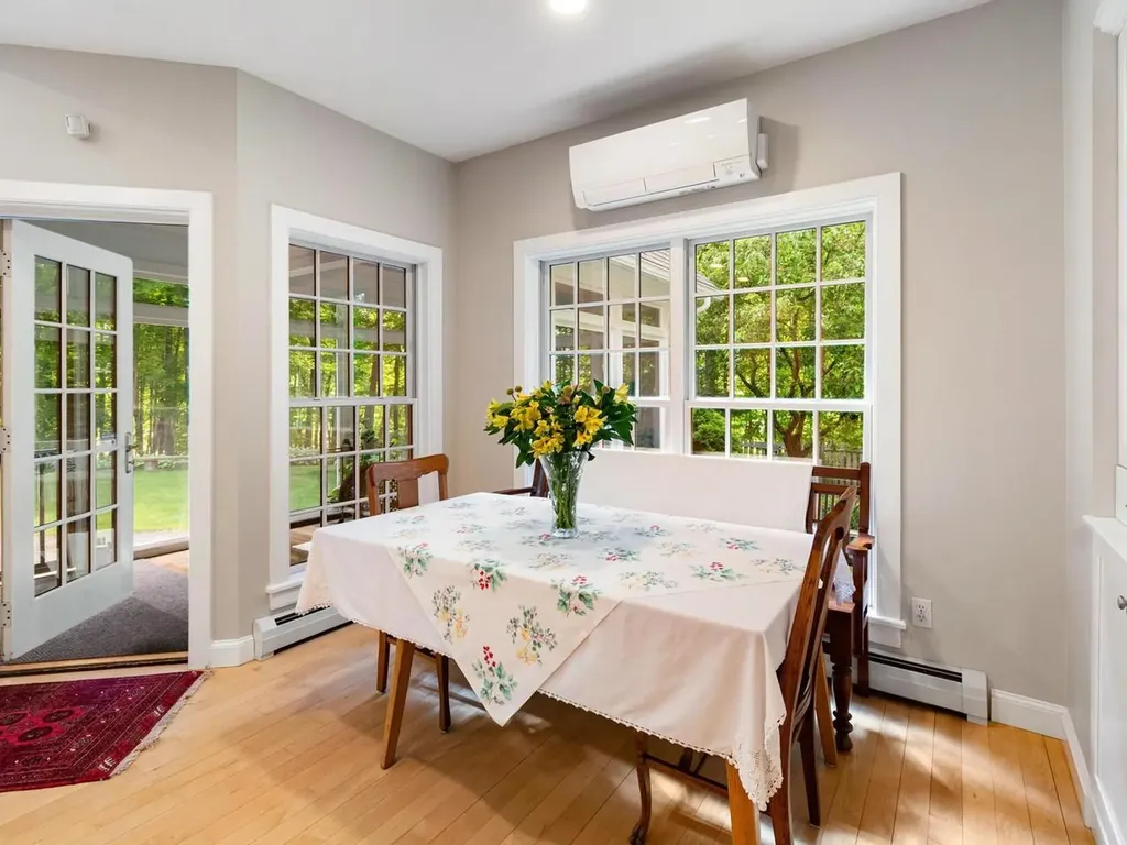 86 Wildwood Court Shelburne VT 05482