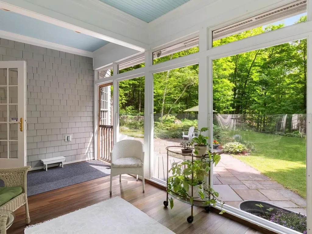 86 Wildwood Court Shelburne VT 05482