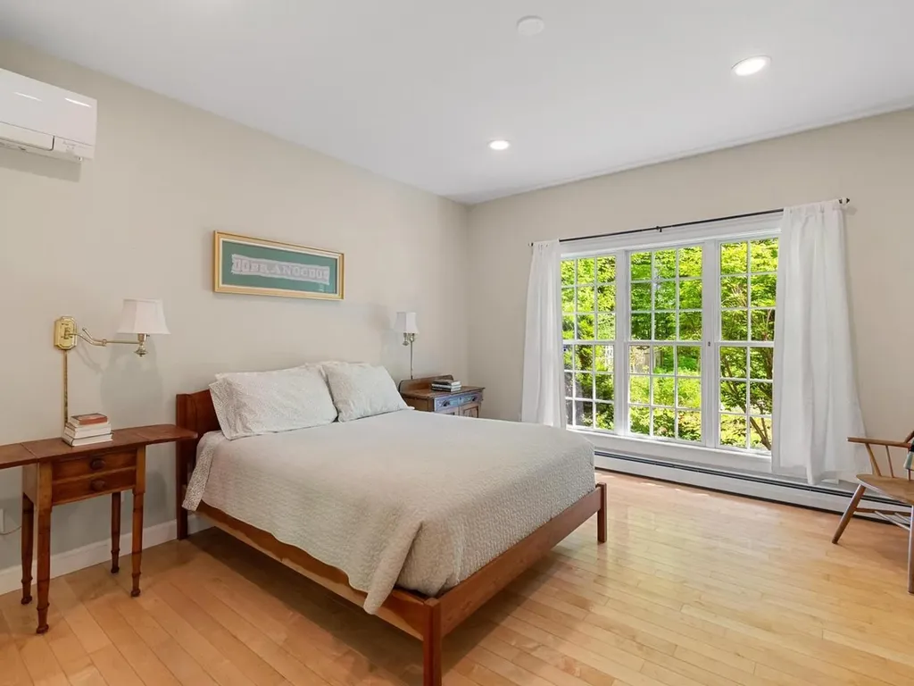 86 Wildwood Court Shelburne VT 05482