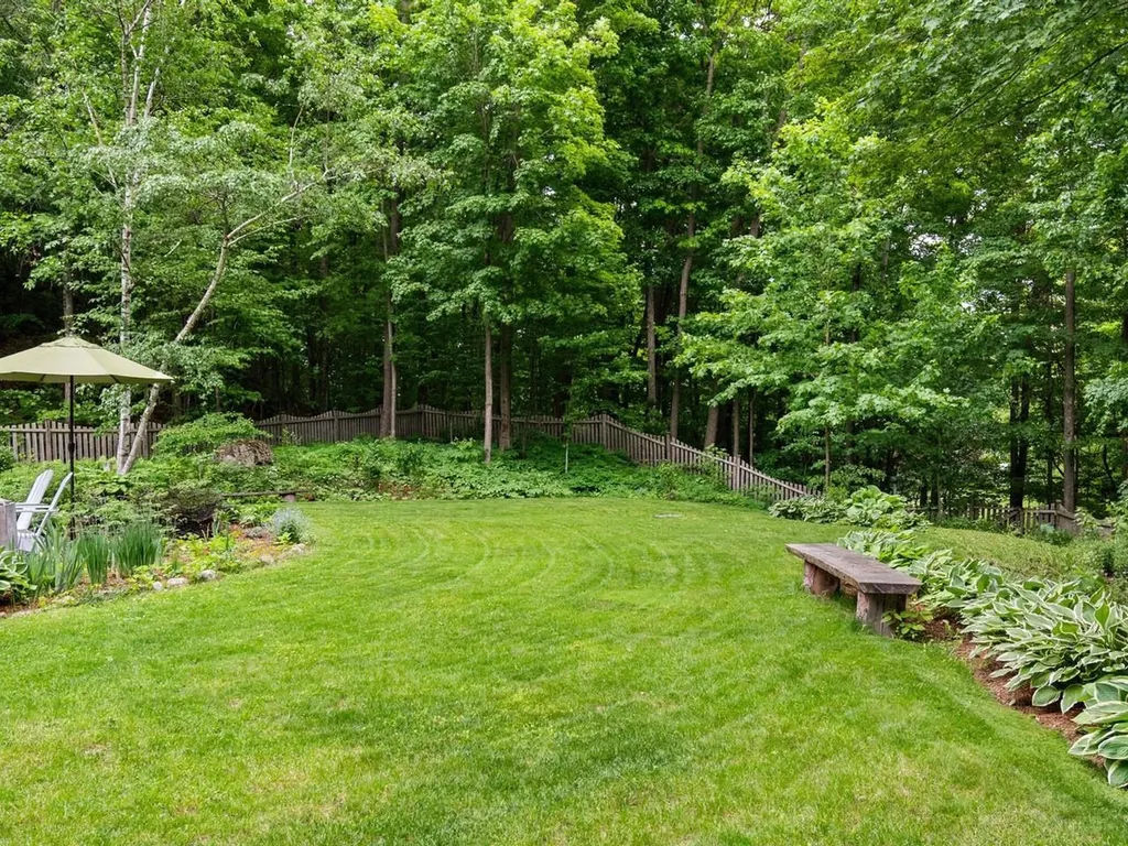 86 Wildwood Court Shelburne VT 05482