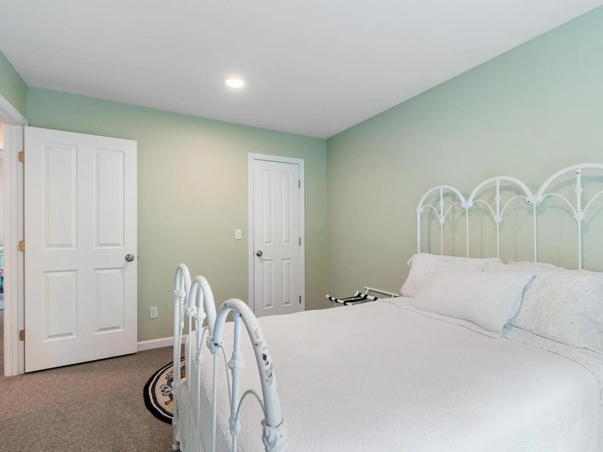 86 Wildwood Court Shelburne VT 05482