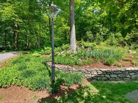 86 Wildwood Court Shelburne VT 05482