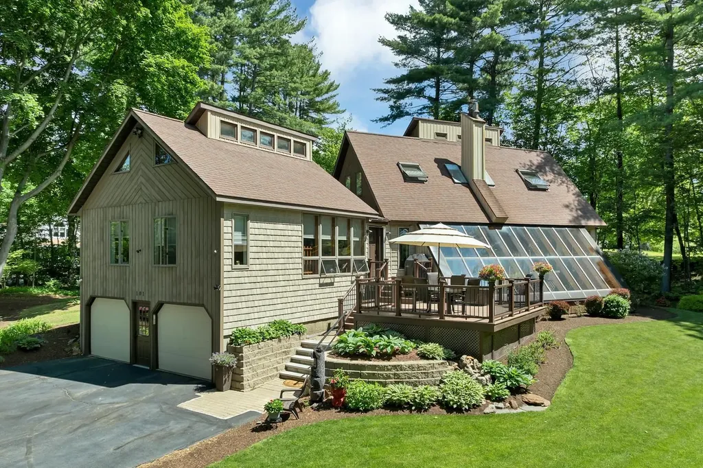 101 Woodland Ave Avenue Gilford NH 03249
