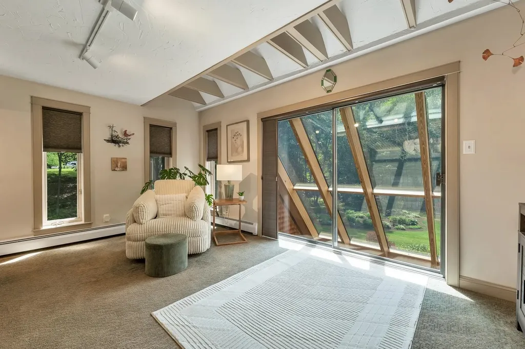 101 Woodland Avenue Gilford NH 03249
