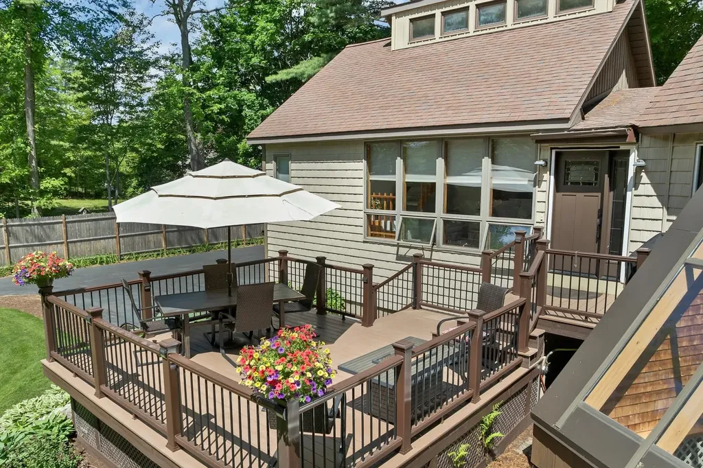 101 Woodland Ave Avenue Gilford NH 03249