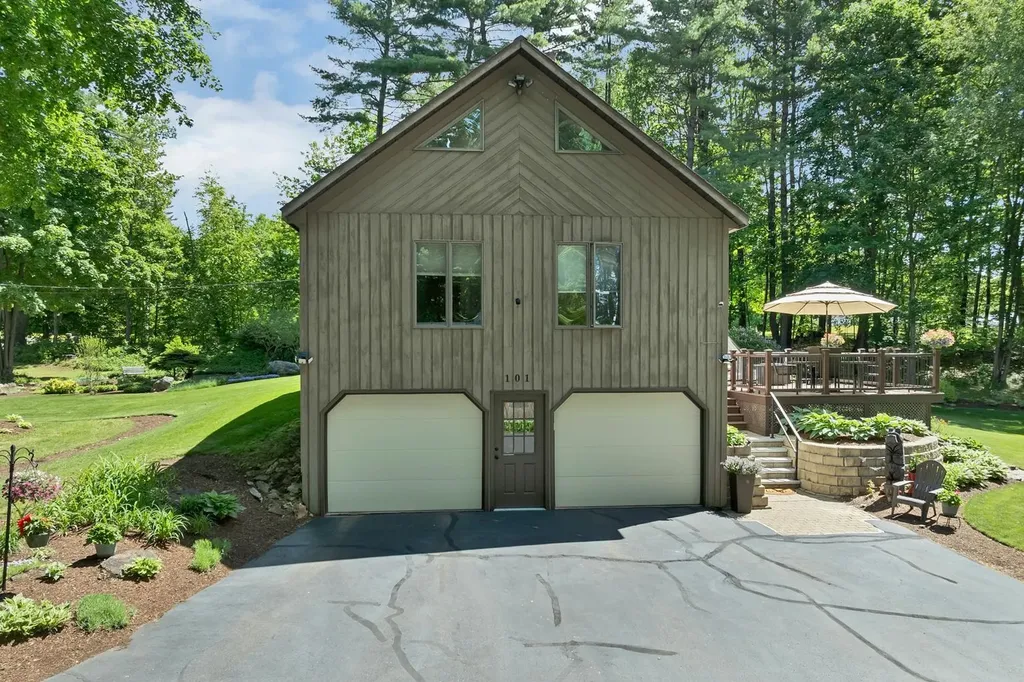 101 Woodland Ave Avenue Gilford NH 03249