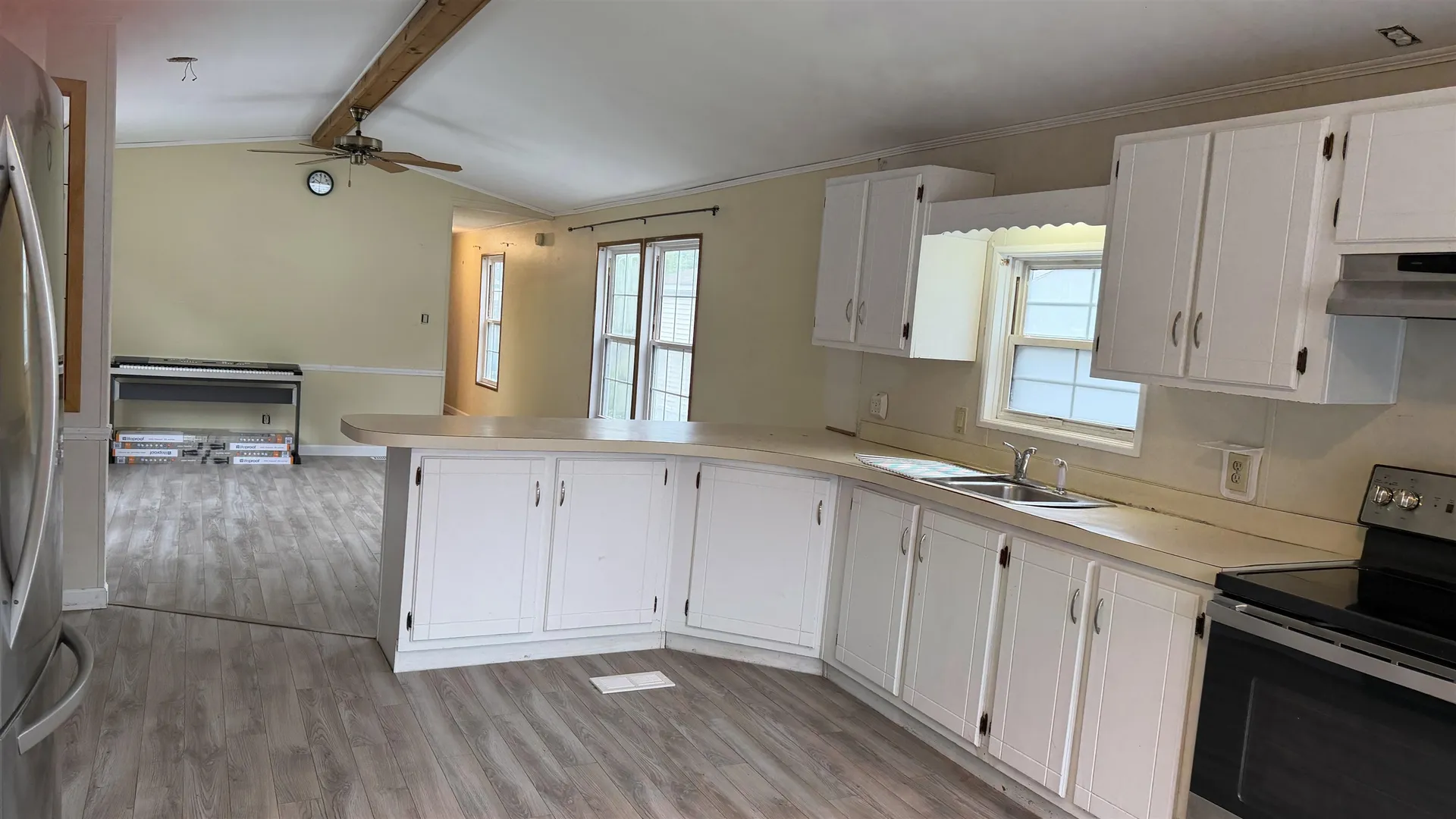 78 Thistle Way Manchester NH 03109