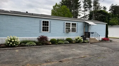 78 Thistle Way Manchester NH 03109