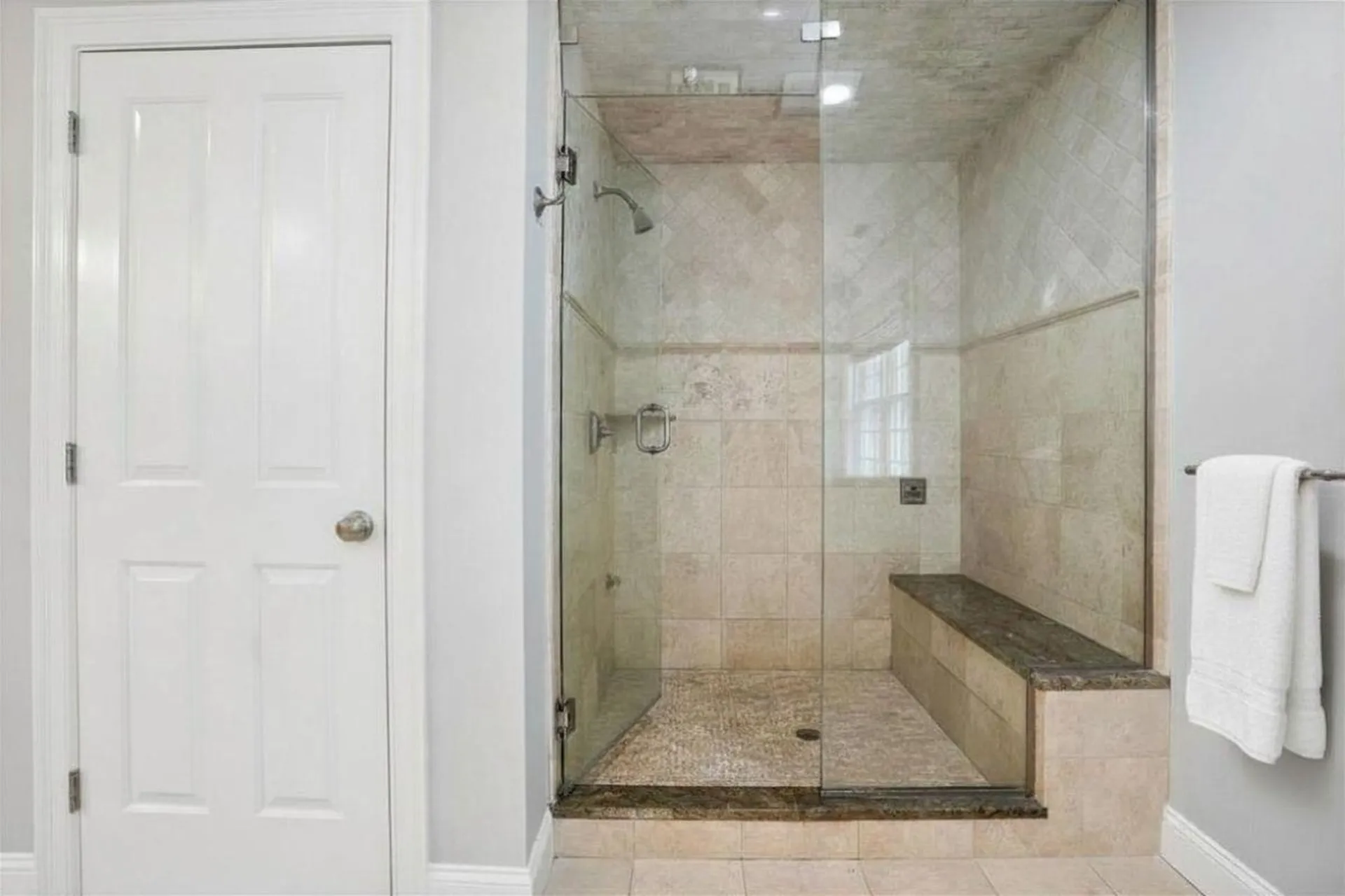 14 Aspen Lane Bedford NH 03110