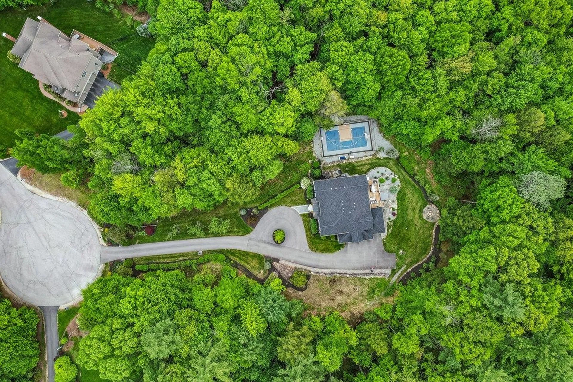 14 Aspen Lane Bedford NH 03110