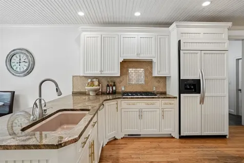14 Aspen Lane Bedford NH 03110