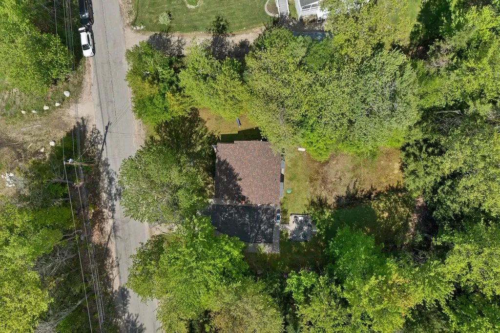 19 New Road Tuftonboro NH 03850
