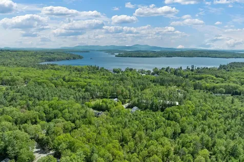 19 New Road Tuftonboro NH 03850