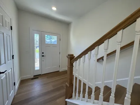 8C Dearborn Circle Goffstown NH 03045
