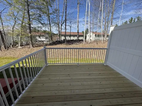 8C Dearborn Circle Goffstown NH 03045