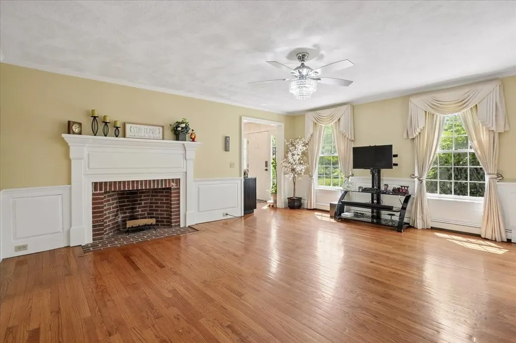 1 Briarwood Lane Durham NH 03824