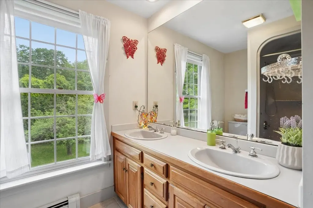 1 Briarwood Lane Durham NH 03824