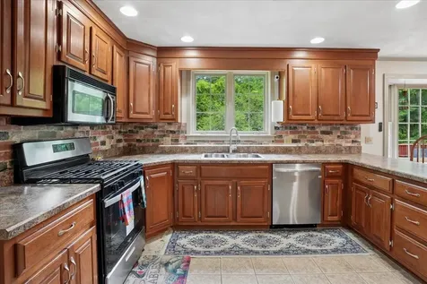 1 Briarwood Lane Durham NH 03824