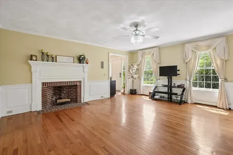 1 Briarwood Lane Durham NH 03824