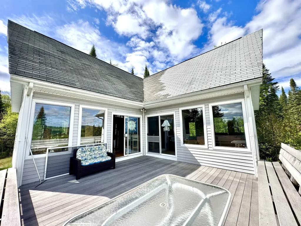26 Ad Chase Road Pittsburg NH 03597