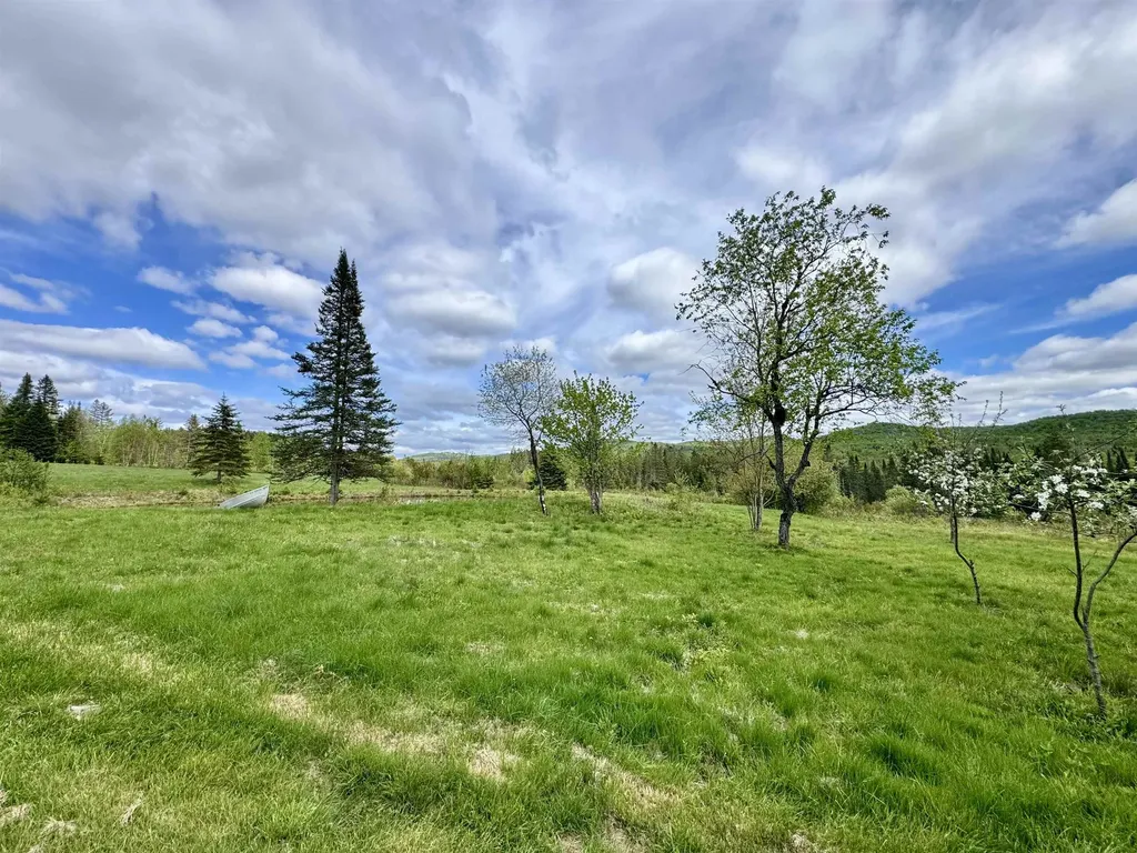 26 Ad Chase Road Pittsburg NH 03597