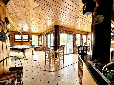 26 Ad Chase Road Pittsburg NH 03597