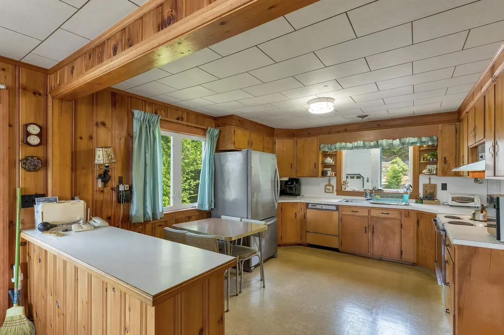 244 Pinewood Shores Wakefield NH 03830